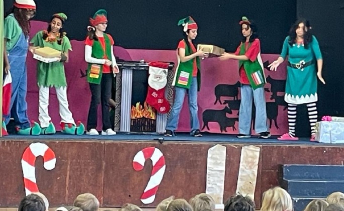 Latest News » Talented Year 10 Girls perform Christmas Plays for Local Schools